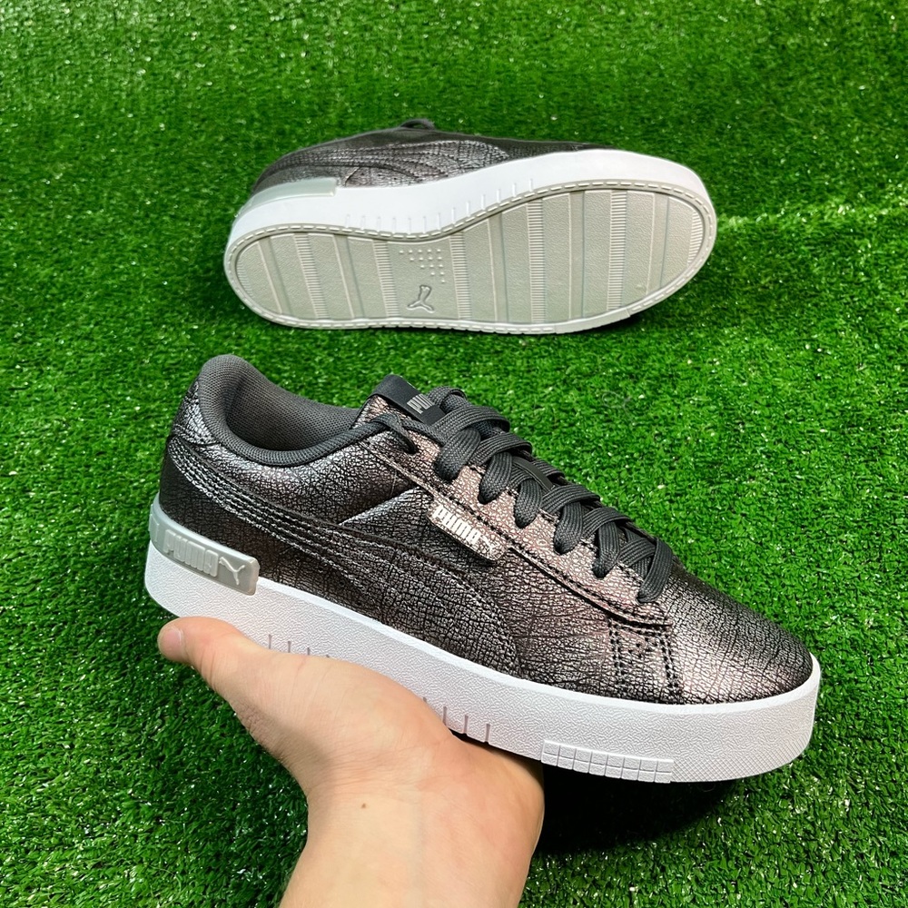 WOMEN'S PUMA JADA METALLIC CRUSH SNEAKERS
